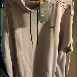 NWT Women’s Under Armour hoodie XL